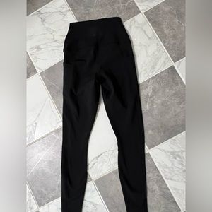 Lululemon black leggings